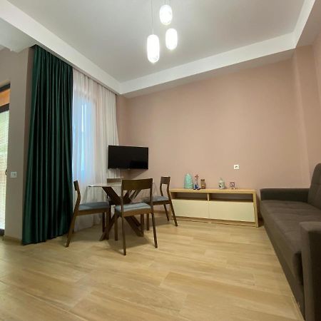 Lovely And Cozy Apartment! Kutaisi Luaran gambar