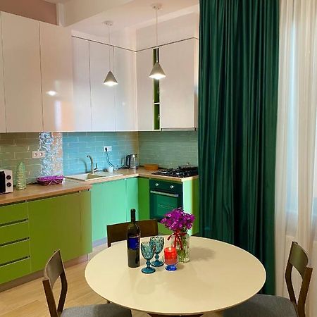 Lovely And Cozy Apartment! Kutaisi Luaran gambar