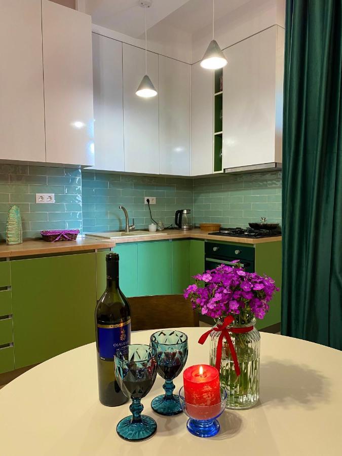Lovely And Cozy Apartment! Kutaisi Luaran gambar
